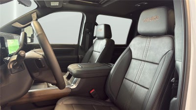 2025 Chevrolet Silverado 3500HD High Country