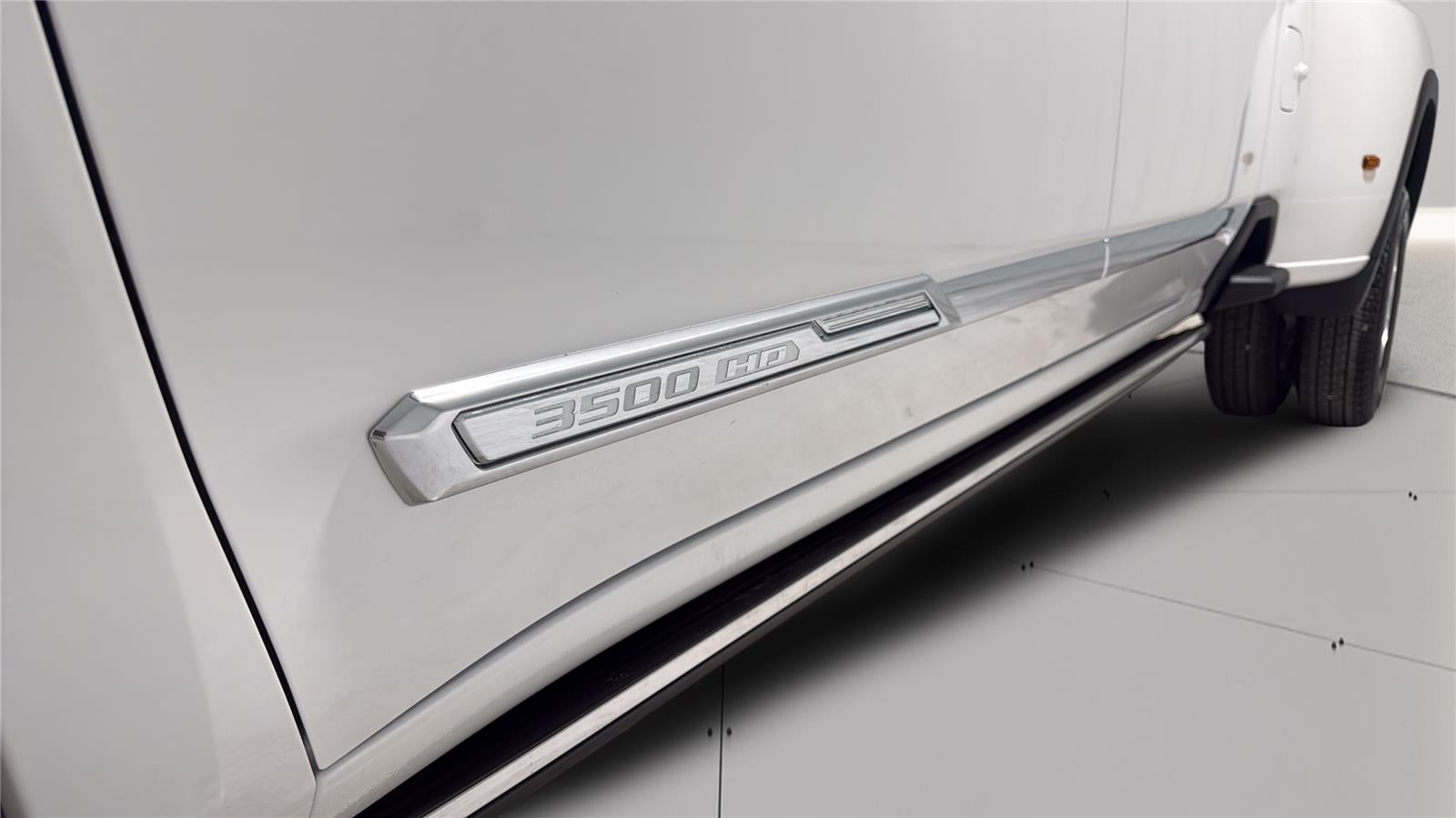 2025 Chevrolet Silverado 3500HD High Country