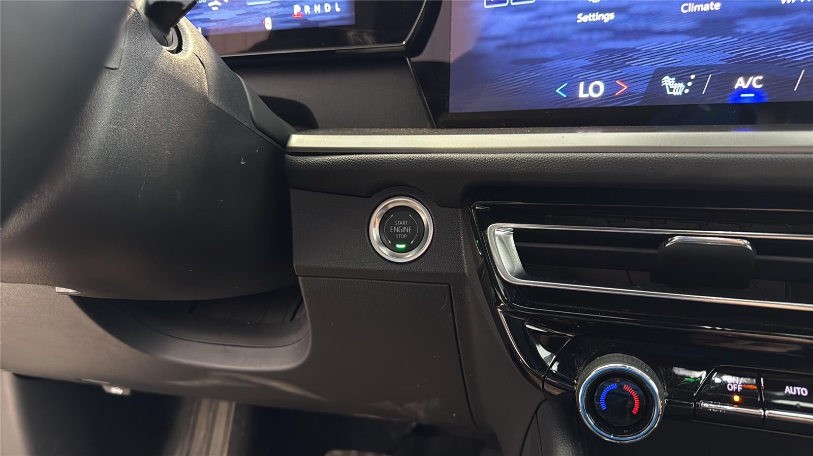 2024 Chevrolet Traverse FWD LS