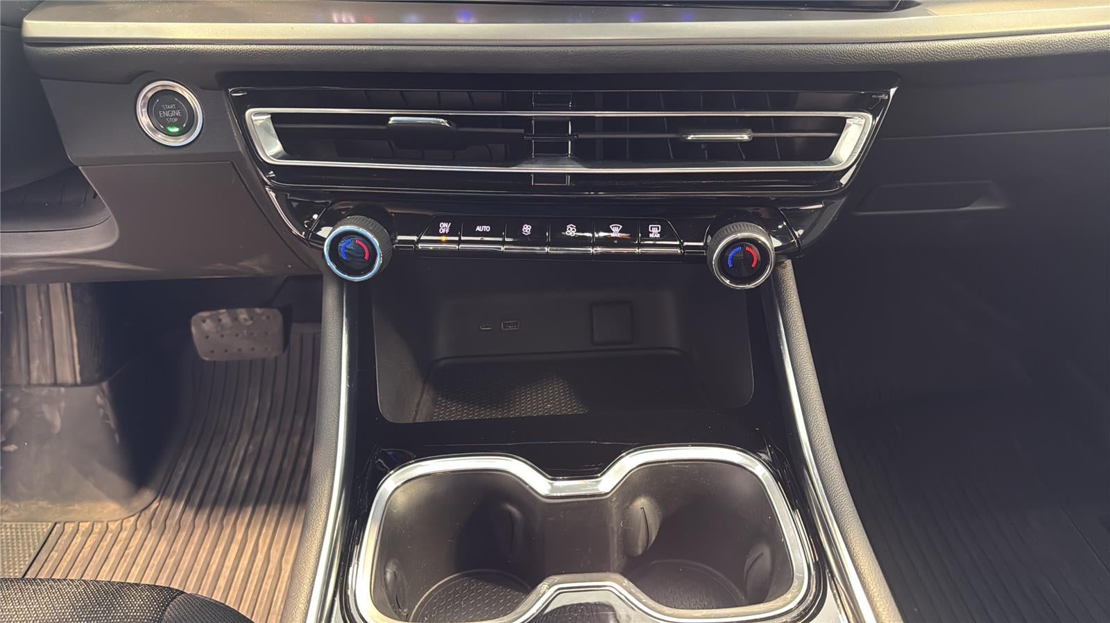 2024 Chevrolet Traverse FWD LS