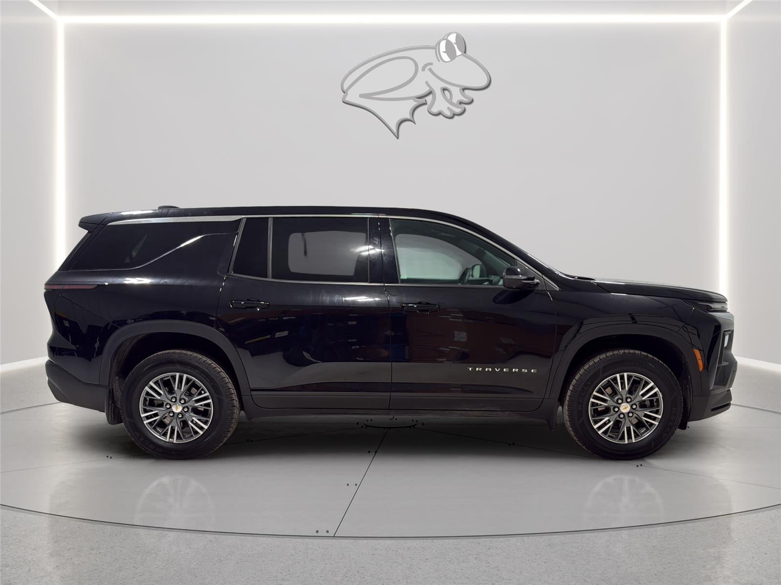 2024 Chevrolet Traverse FWD LS