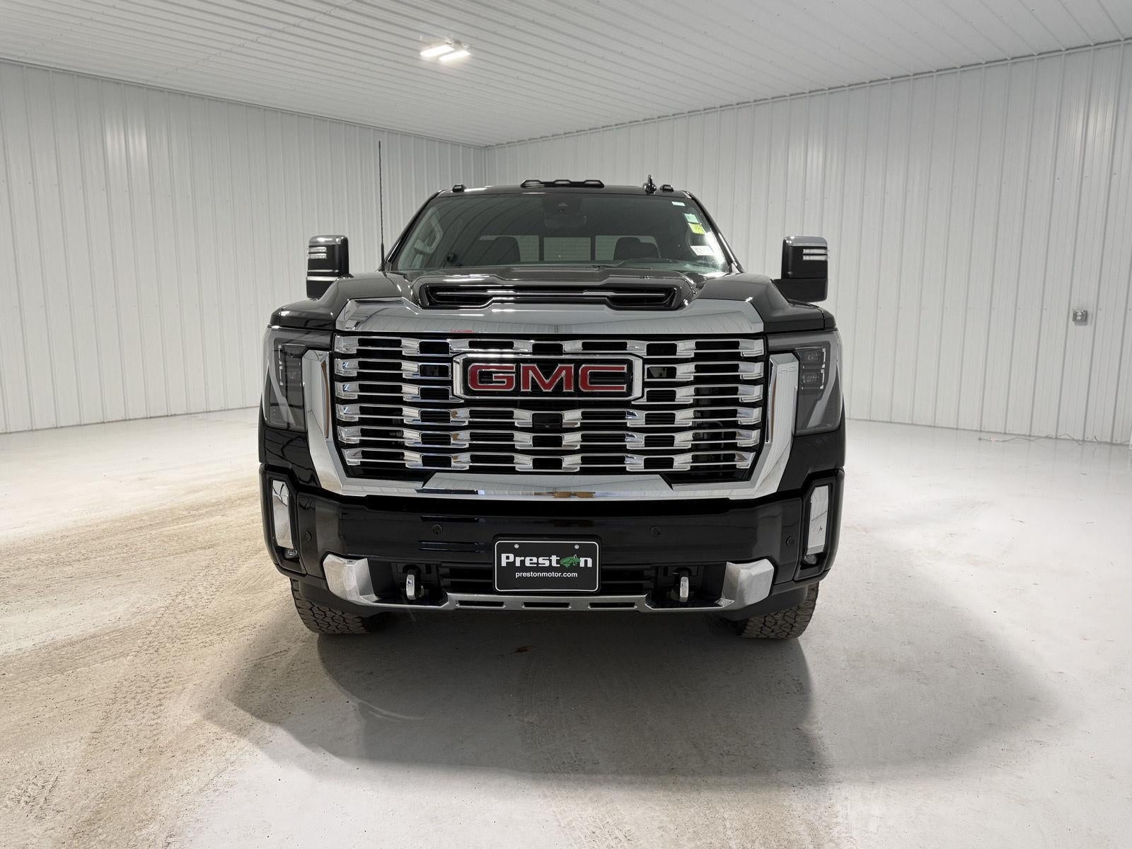 2024 GMC Sierra 2500HD Denali