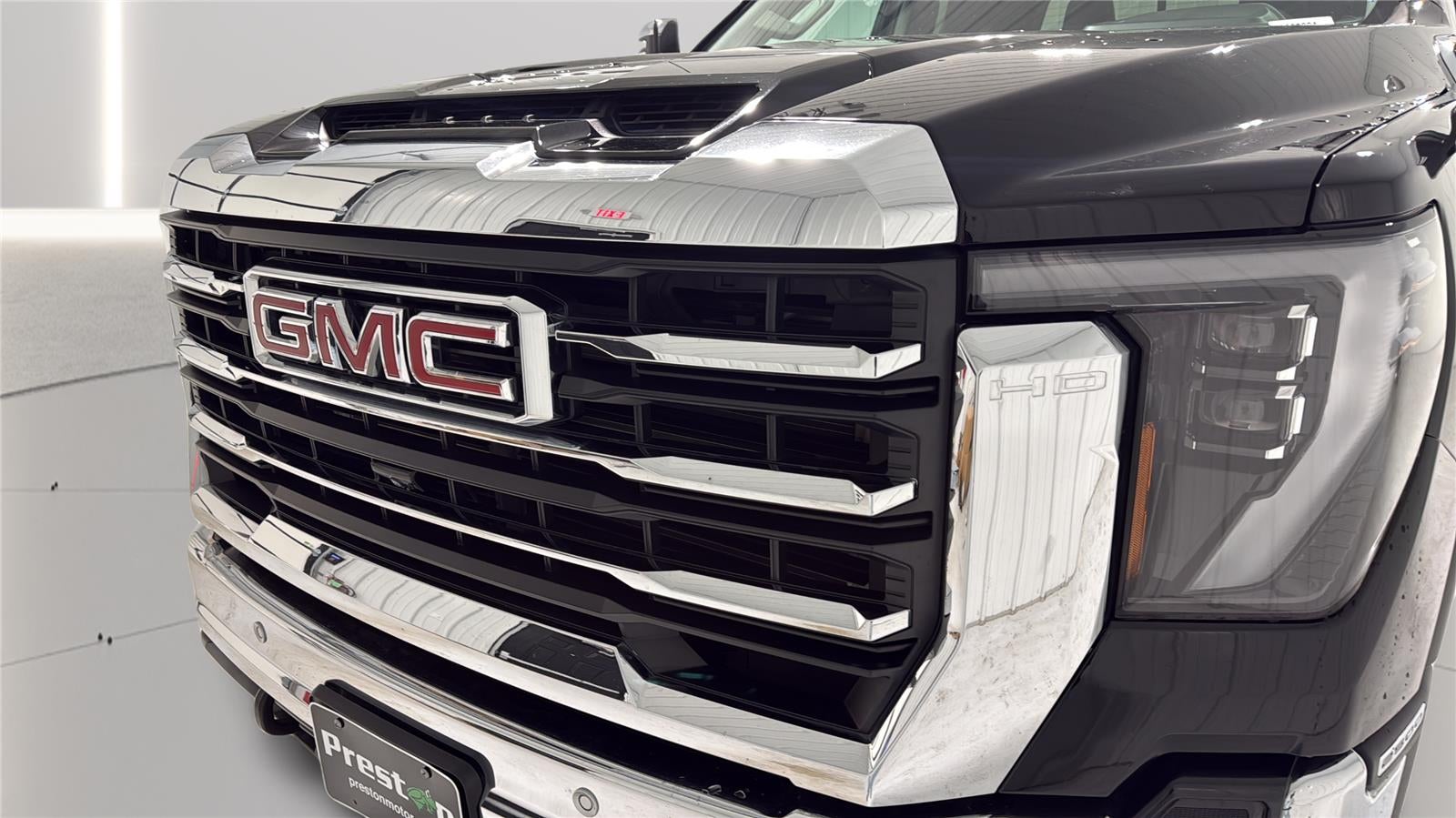 2025 GMC Sierra 2500HD SLT