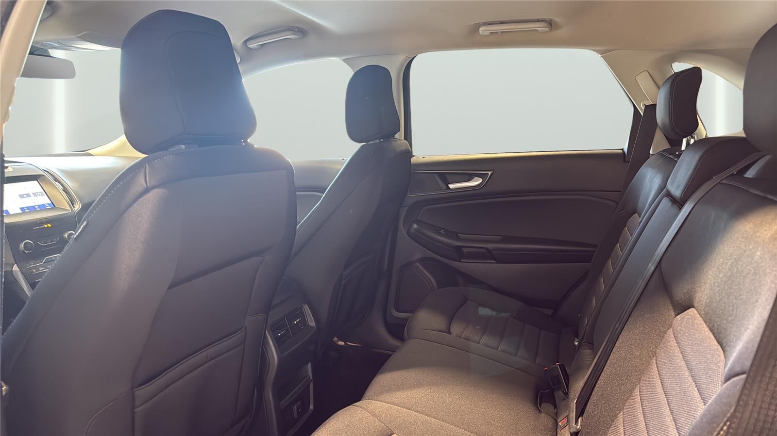 2020 Ford Edge SE