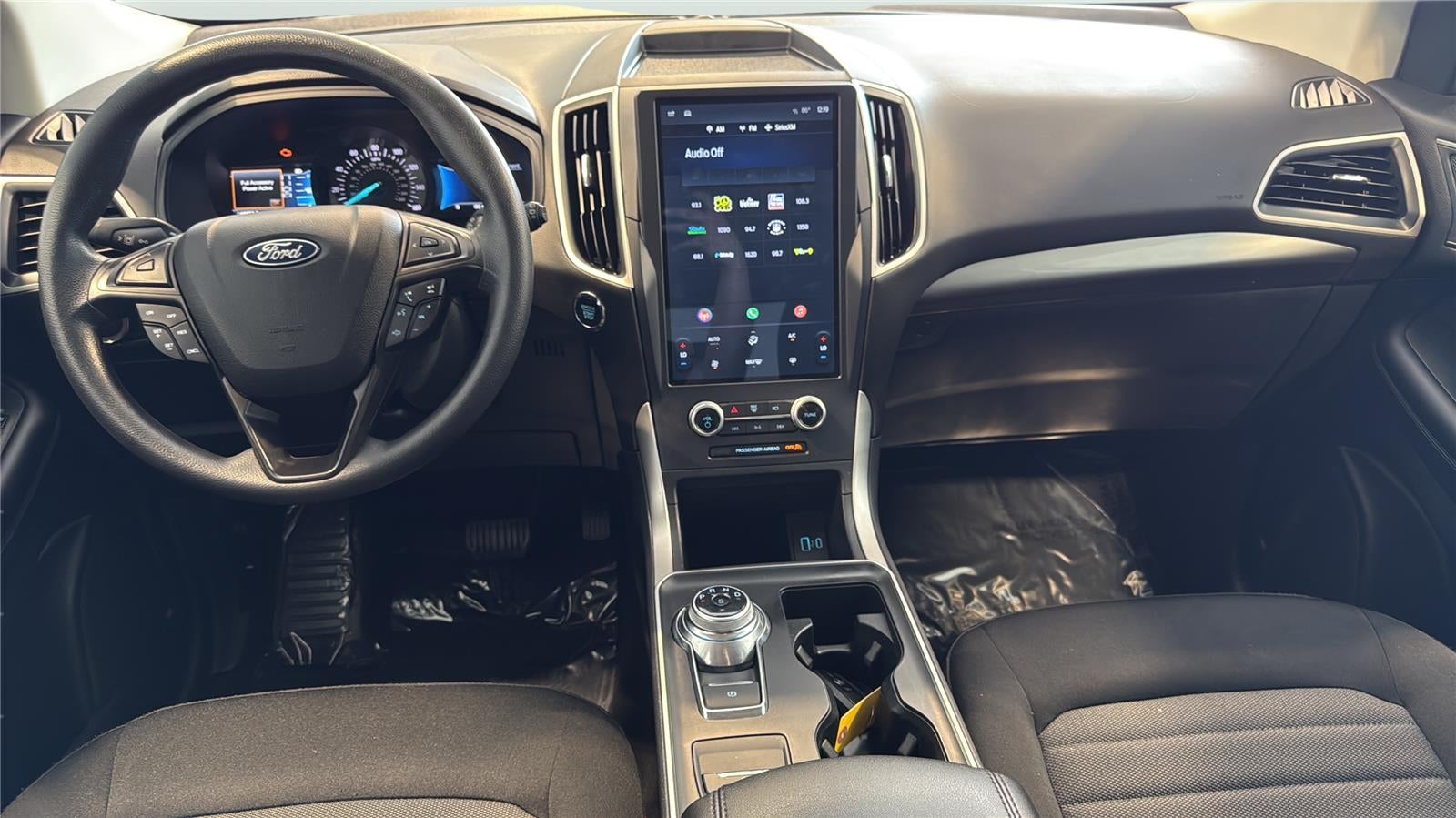 2022 Ford Edge SE
