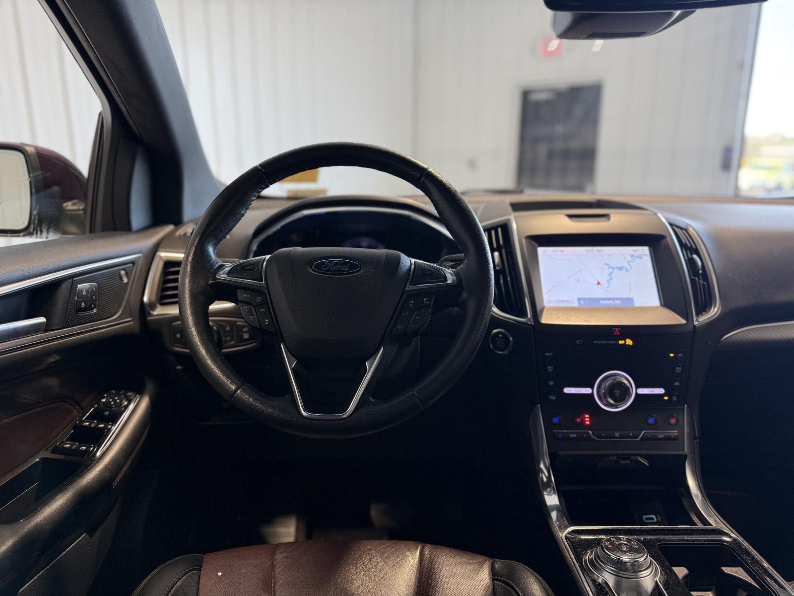 2020 Ford Edge Titanium