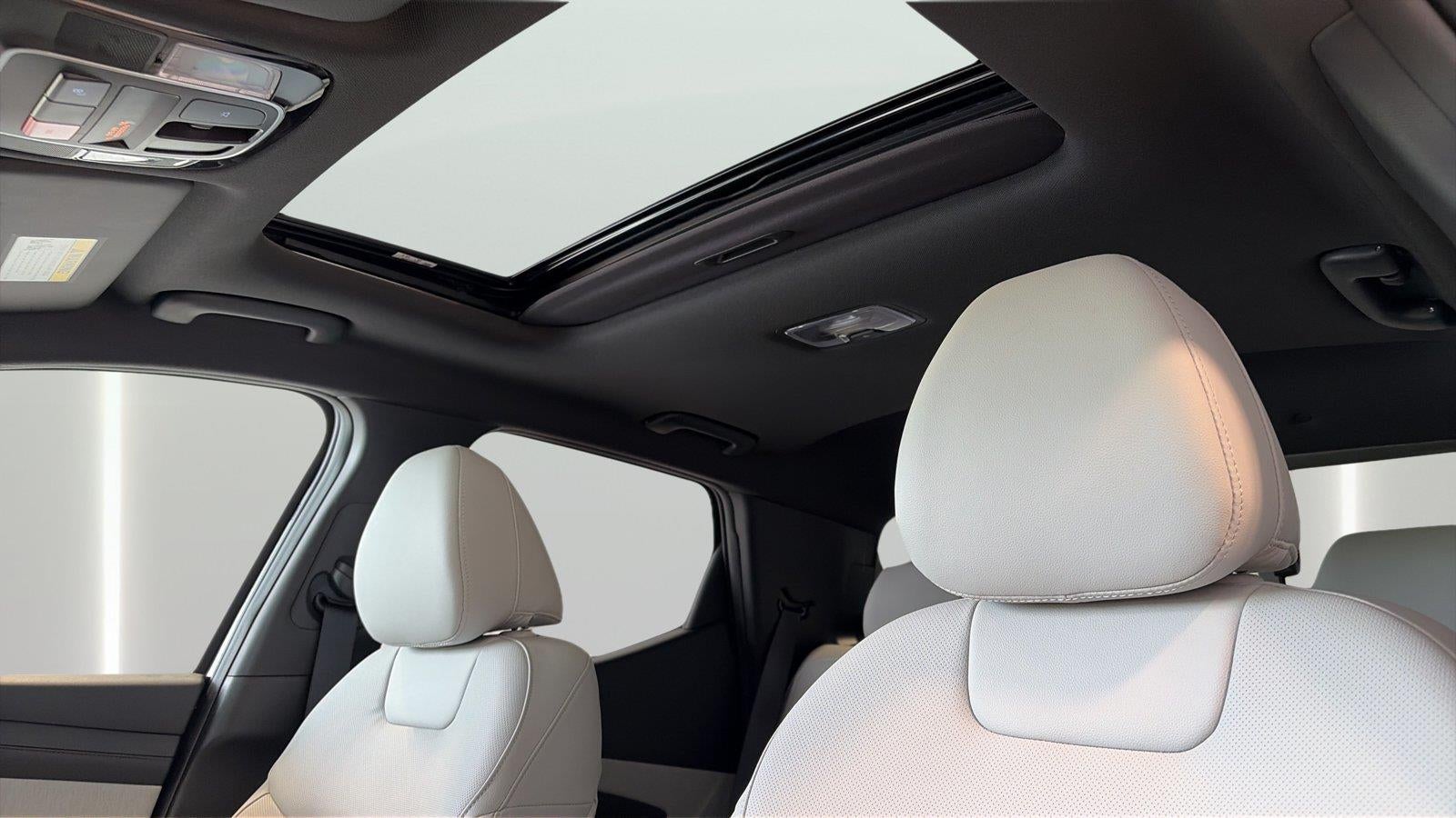 2025 Hyundai Santa Cruz SEL Activity