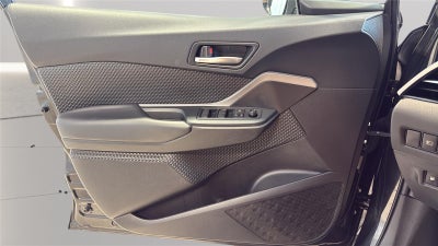 2021 Toyota C-HR LE